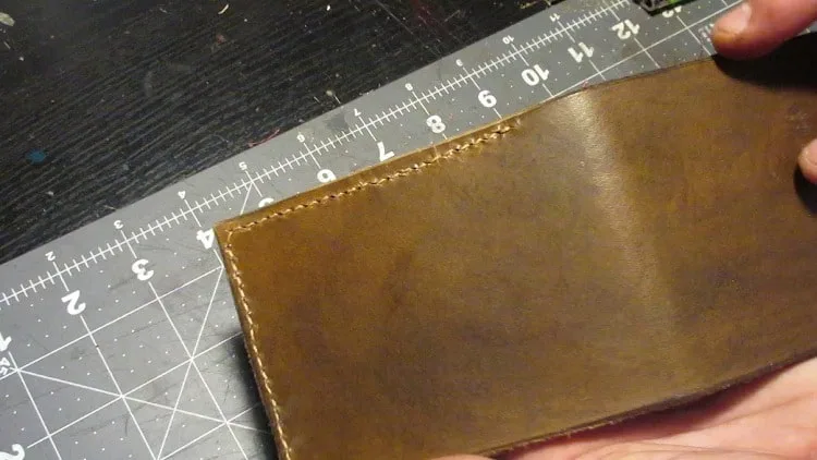 Stitching Cash Pocket Backside